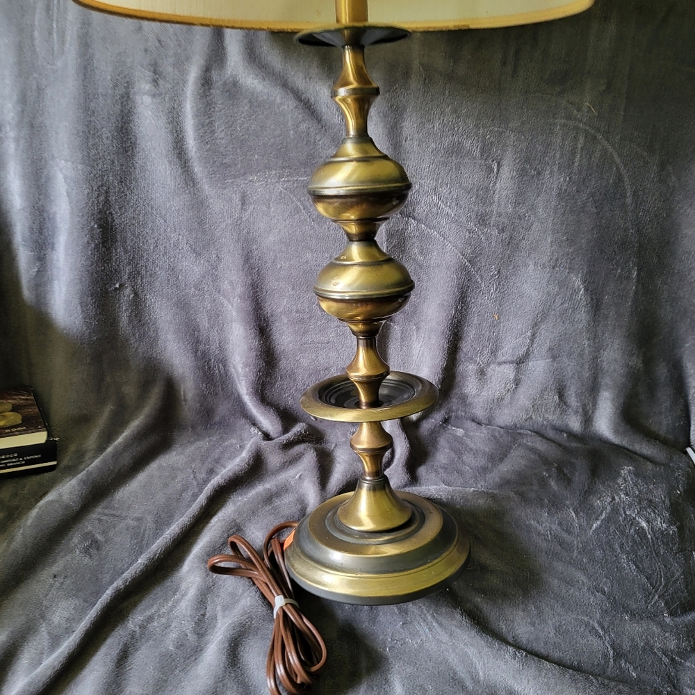 Vintage Mid Century MCM Table Lamp